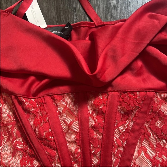 New York & Company Womens XL Red Lace Sleeveless Corset Top NWT EXTRA LARGE - Picture 4 of 9
